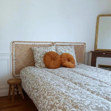 Charmant Appartement Cosy A Suresnes Buitenkant foto