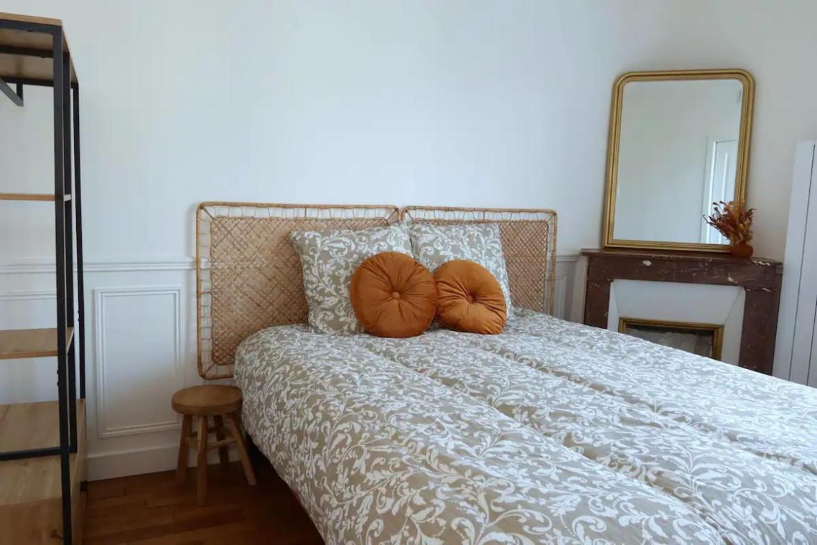 Charmant Appartement Cosy A Suresnes Buitenkant foto
