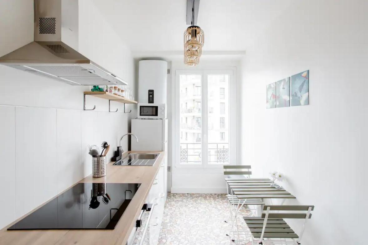 Charmant Appartement Cosy A Suresnes Buitenkant foto